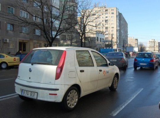 Taxa auto a fost suspendată. Statul trebuie să restituie 400 de milioane de euro